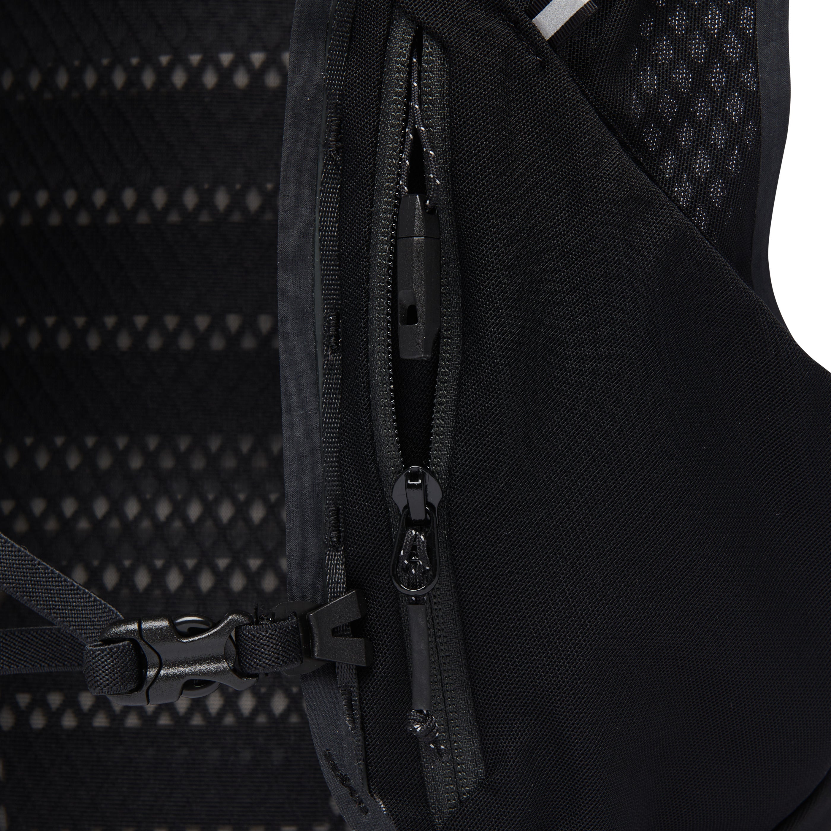 black-diamond-distance-15-backpack-gen-2-sac-trail-15l image 8