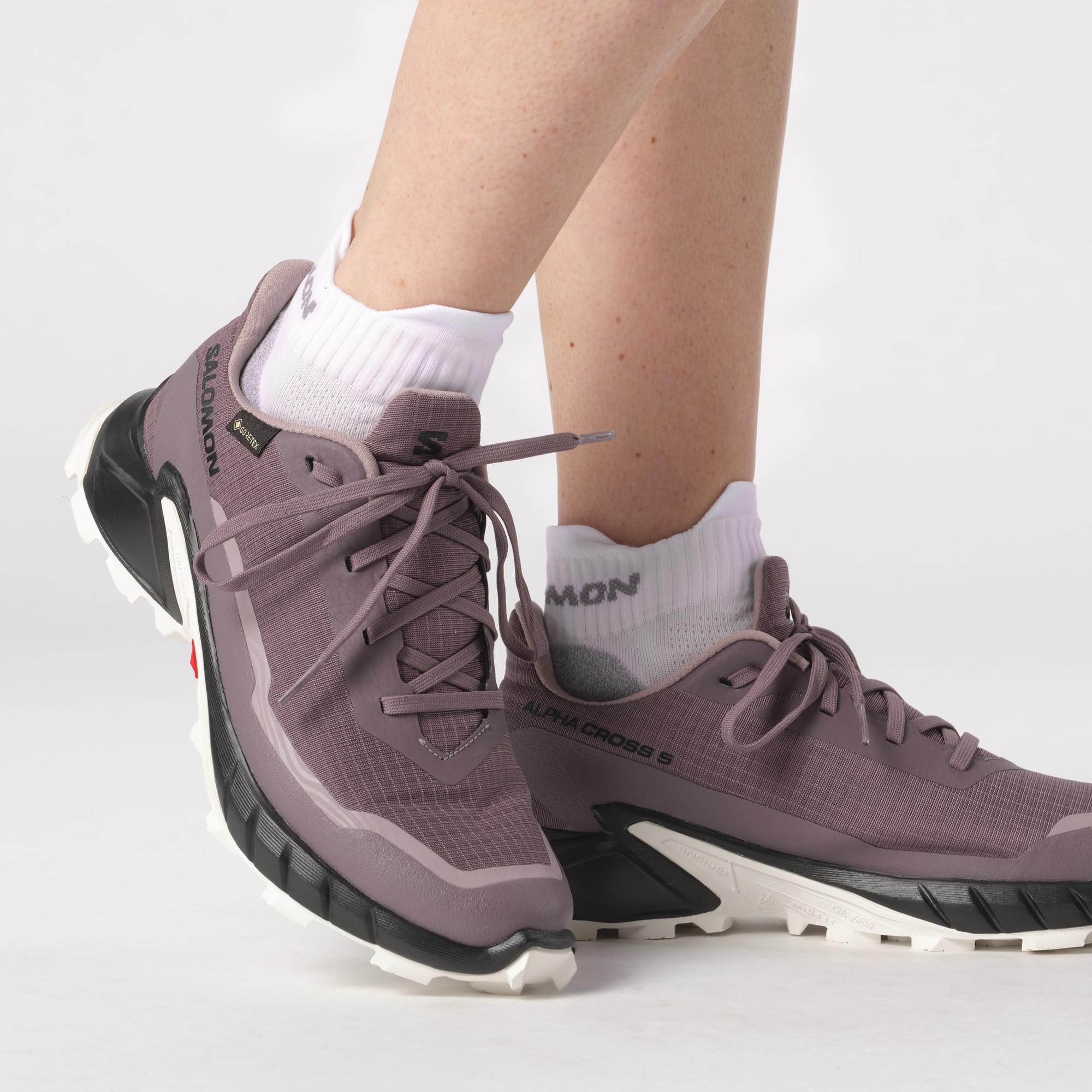 salomon-alphacross-5-gore-tex-chaussures-de-trail-femme image 2