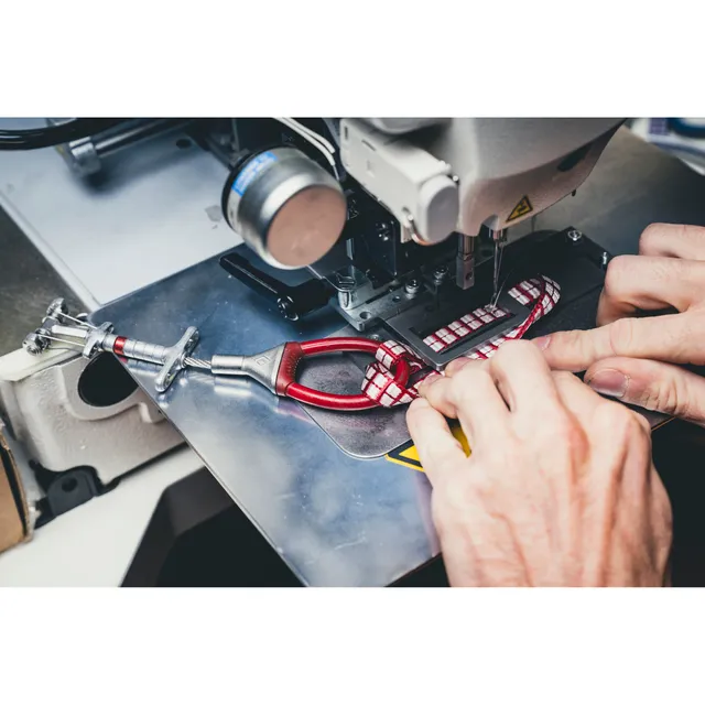 black-diamond-camalot-repair-service-service-de-r-paration image 1
