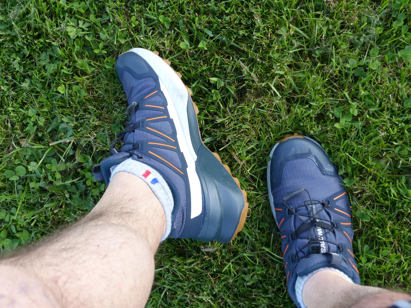 Crampons top mais douleur au cou-de-pied