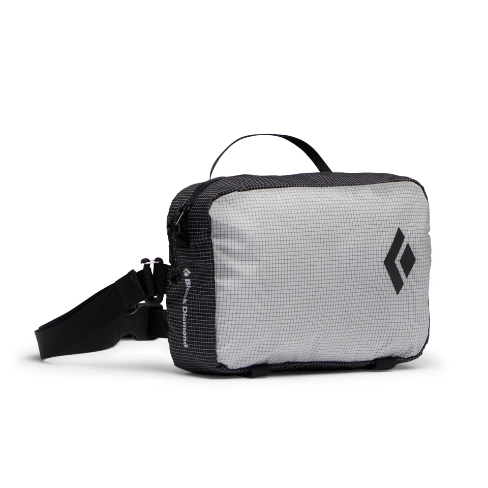 black-diamond-beta-light-satellite-4l-pochette image 1