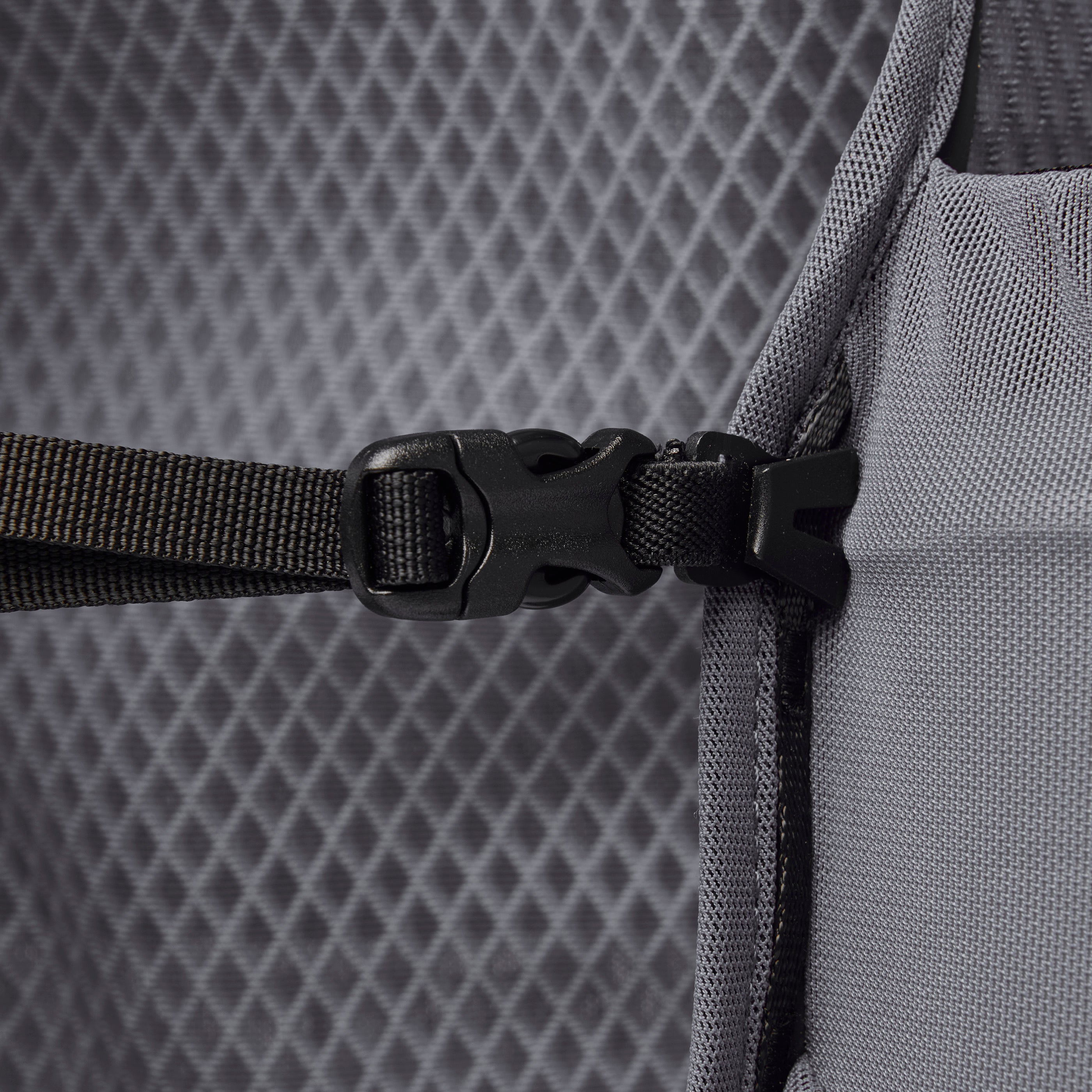 black-diamond-distance-4-gilet-d-hydratation-homme-gen-2 image 3