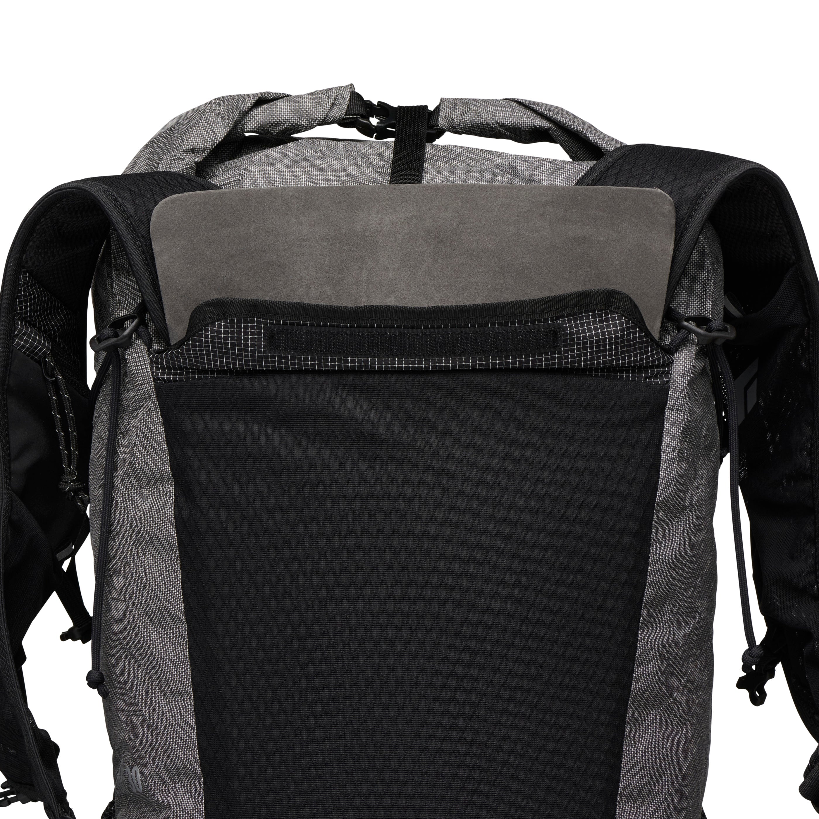 black-diamond-beta-light-30-sac-dos-ultra-l-ger-roll-top image 6