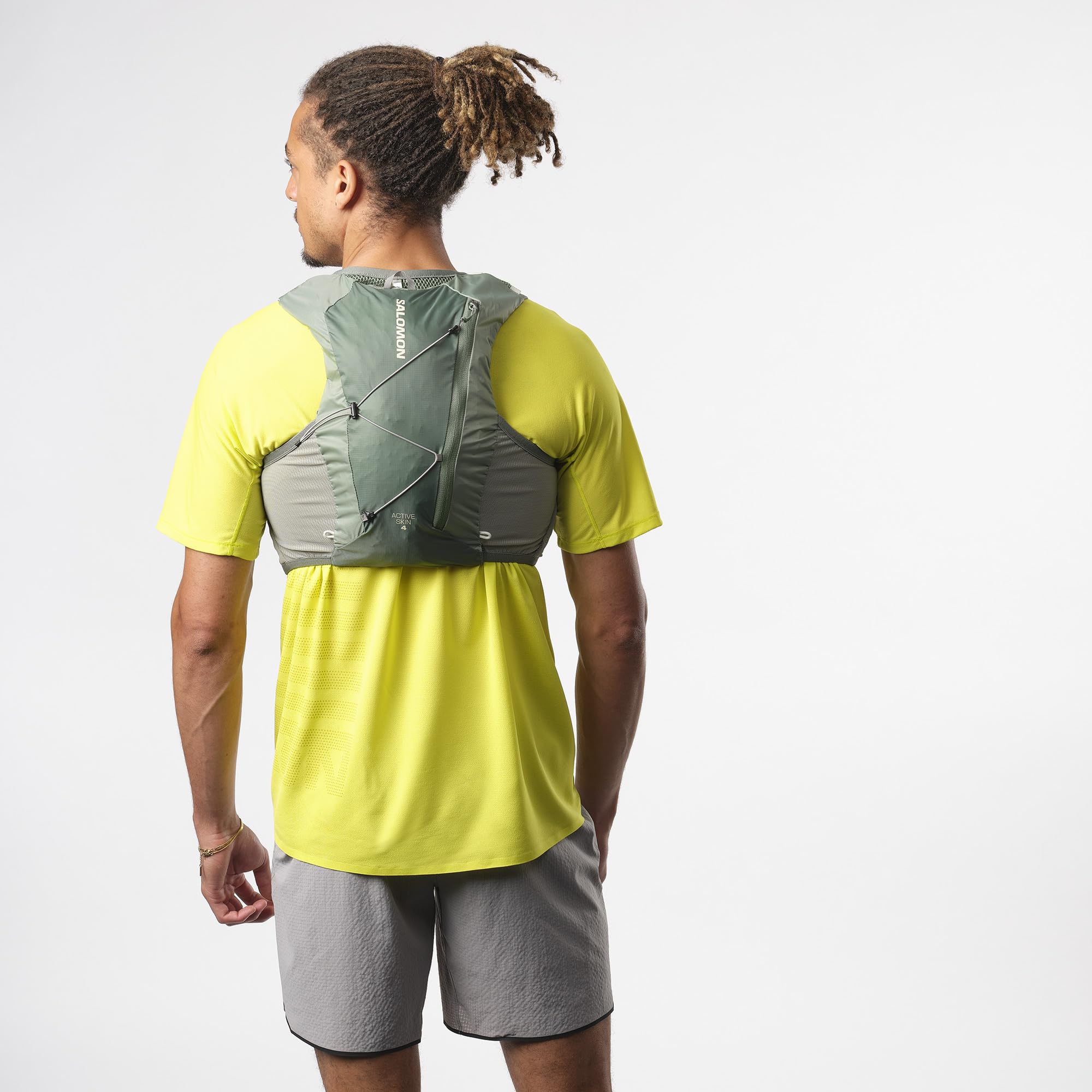 salomon-active-skin-4-set-gilet-d-hydratation-trail-avec-2-flasques-500-ml image 4
