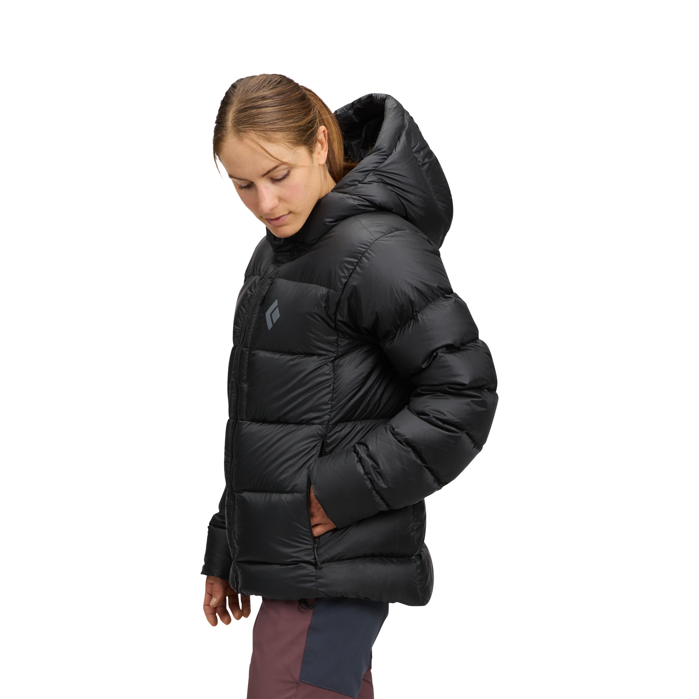 black-diamond-mission-down-4000m-parka-femme-duvet-800 image 3