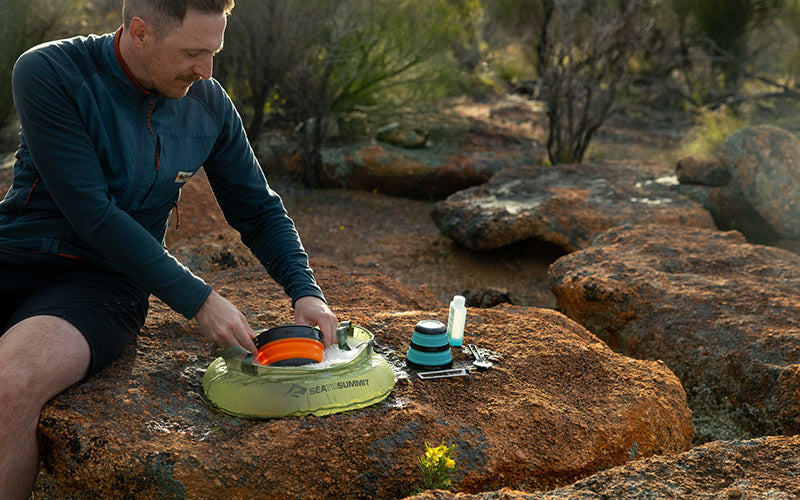 sea-to-summit-ultra-sil-kitchen-sink-10l-vier-de-camping-pliable image 8
