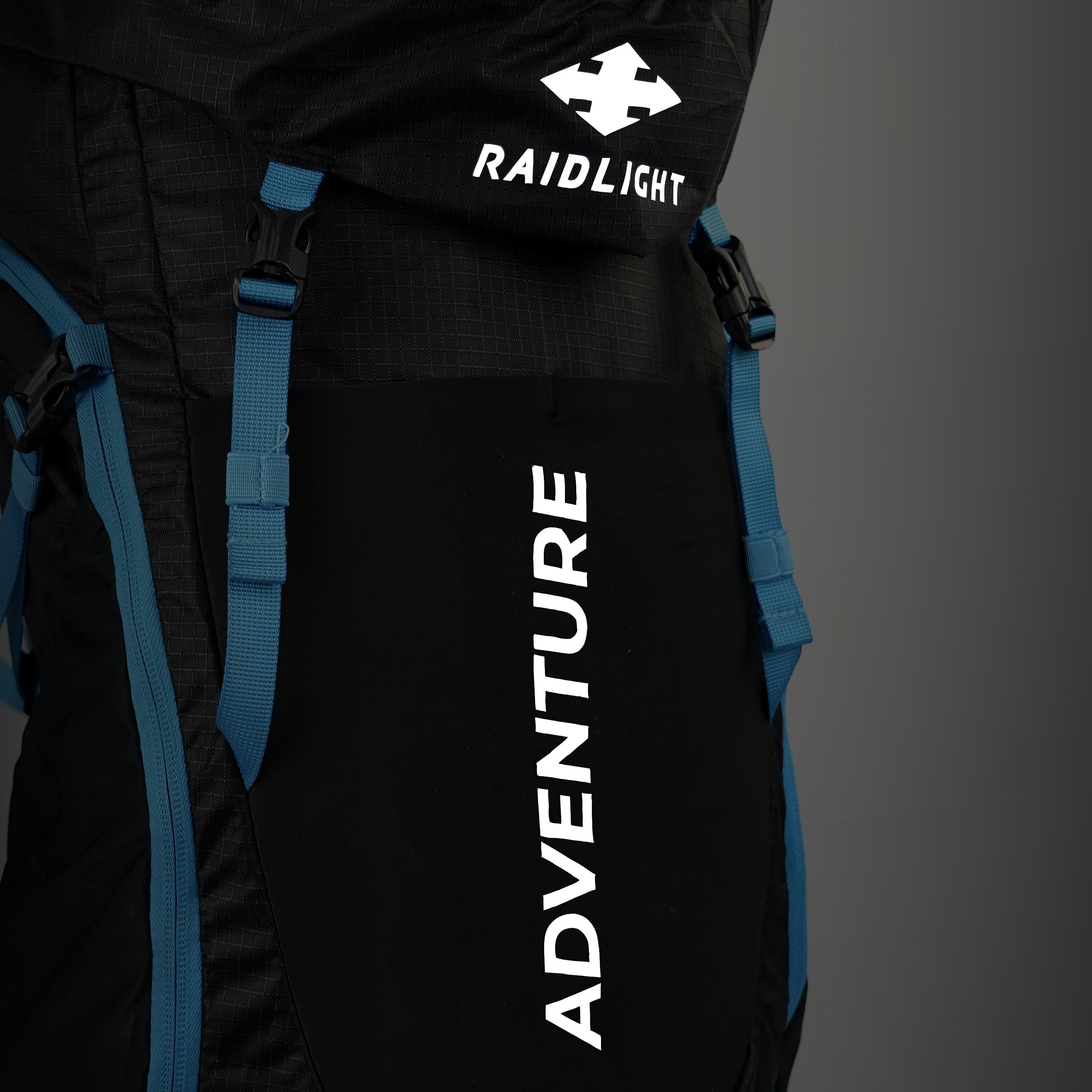 raidlight-sac-dos-40-45l-trail-trek-location image 3