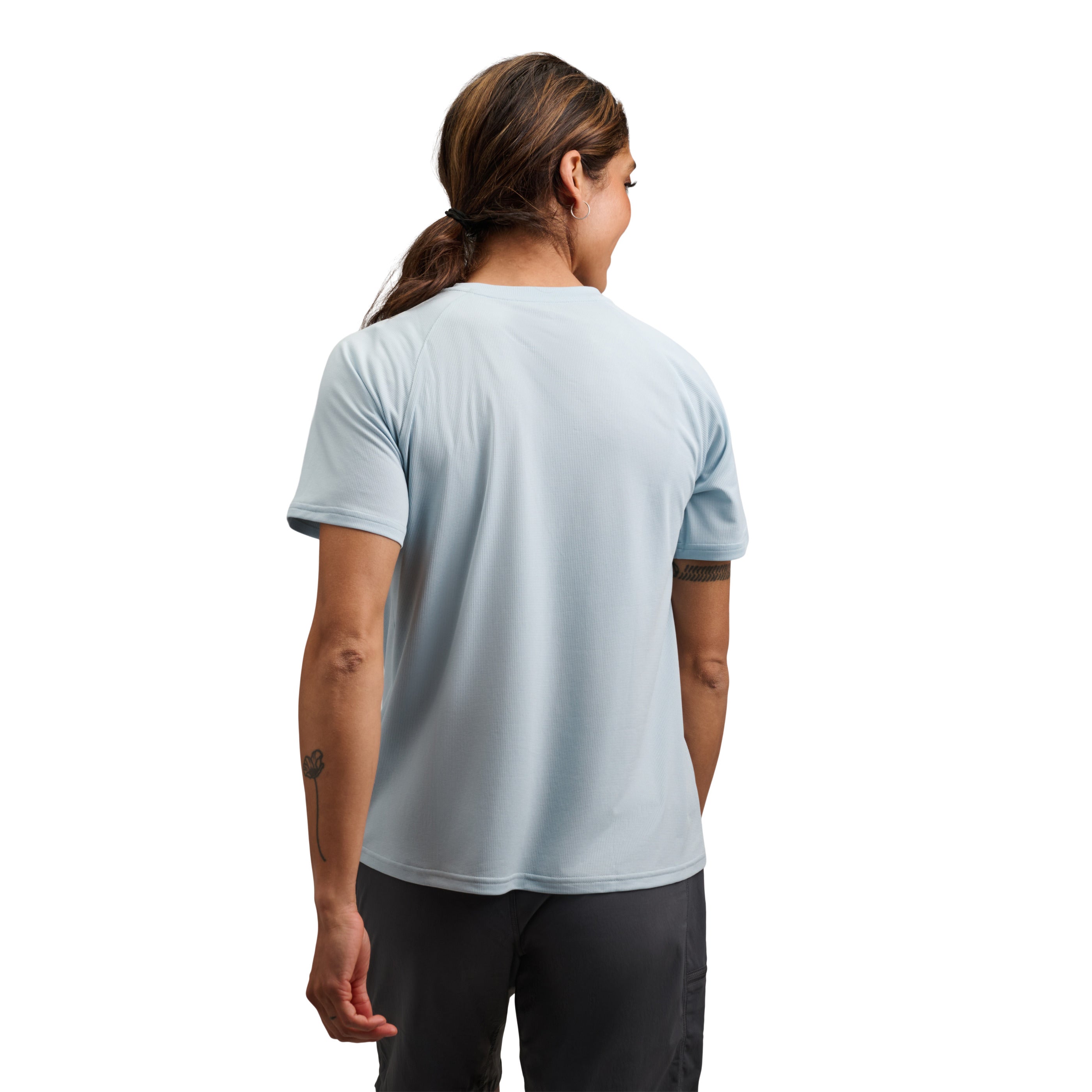 black-diamond-women-s-lightwire-short-sleeve-tee-t-shirt-technique-femme-manches image 7
