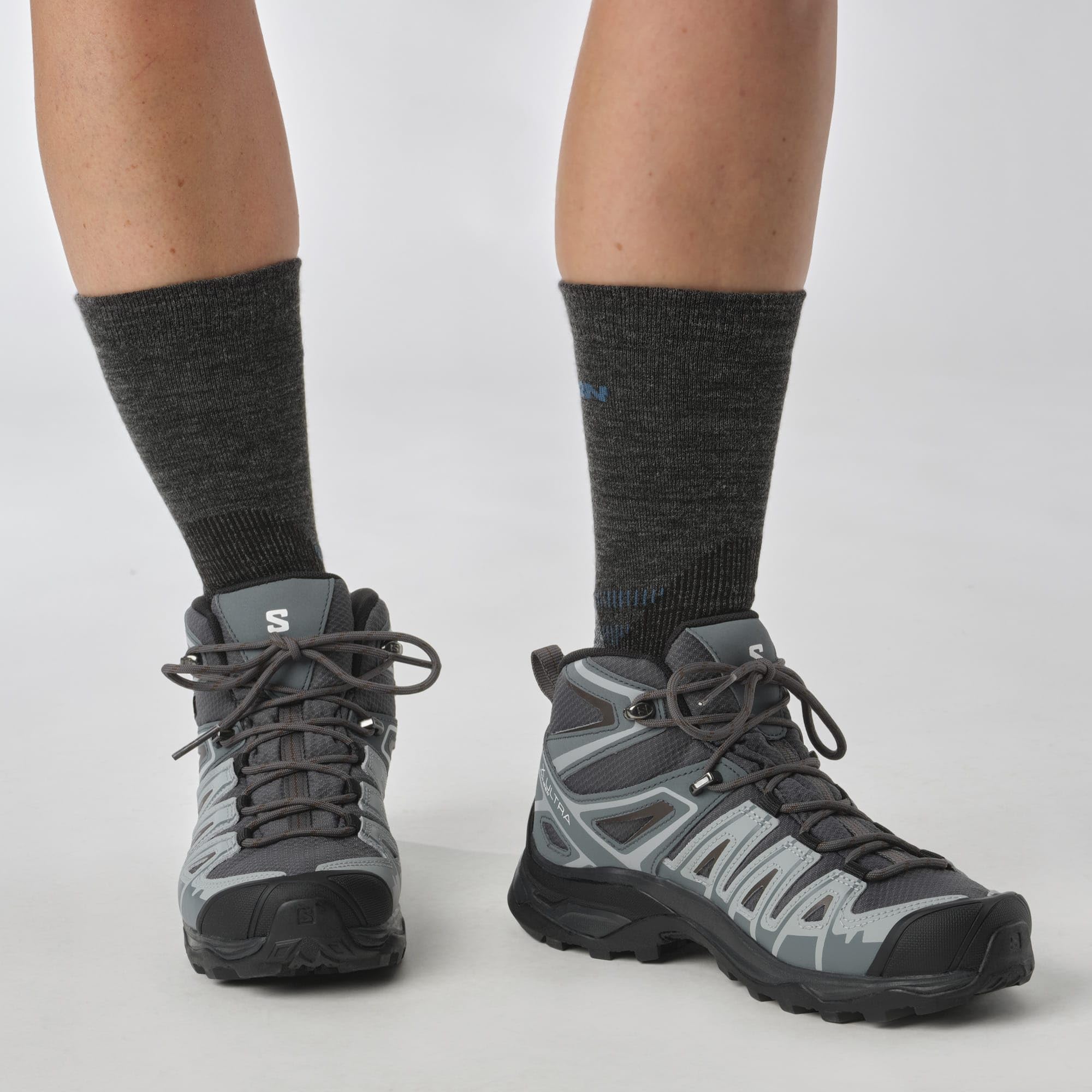 salomon-x-ultra-pioneer-mid-gore-tex-chaussures-de-randonn-e-tige-haute-femme image 3
