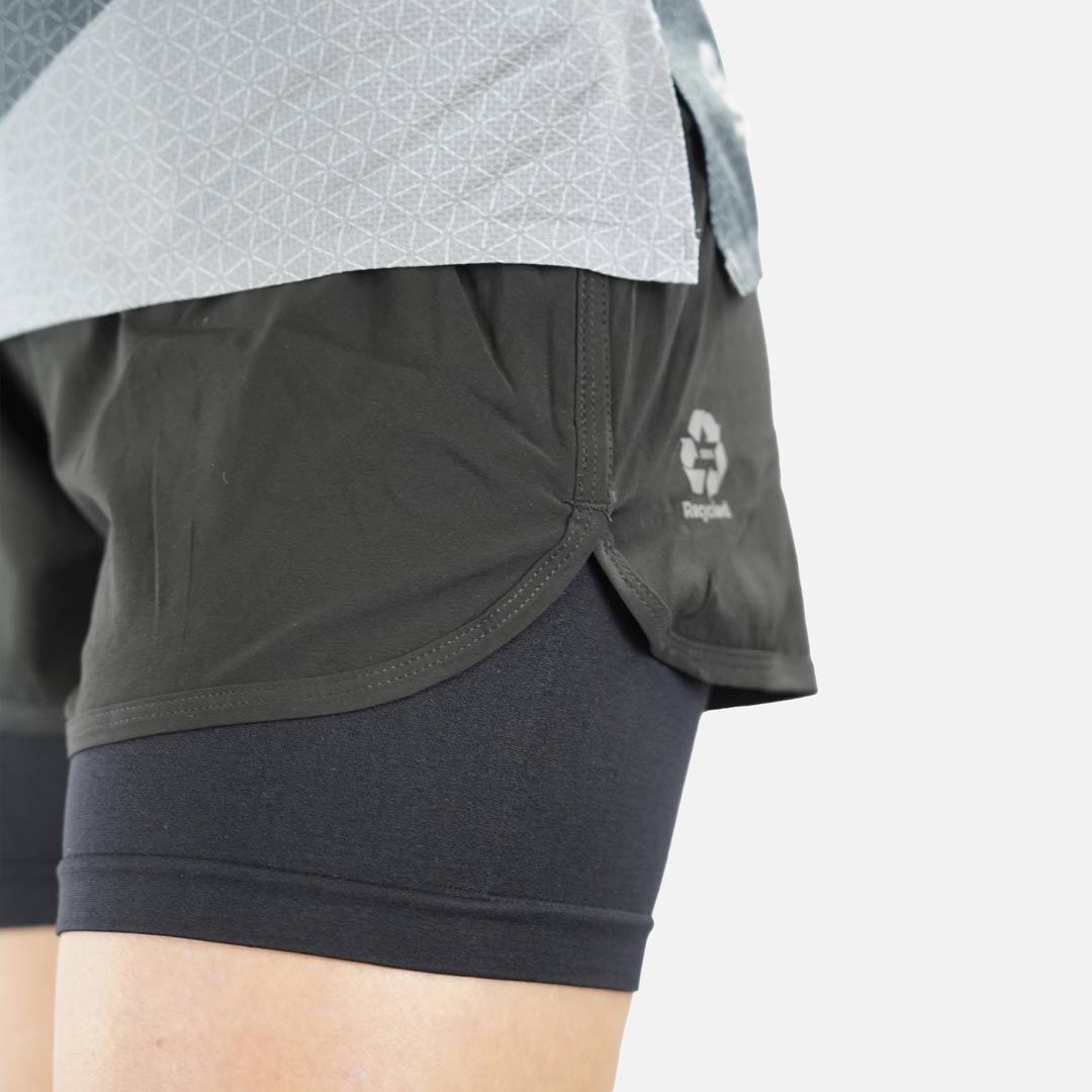 raidlight-r-light-2en1-2025-short-trail-femme-avec-cuissard-int-gr image 5