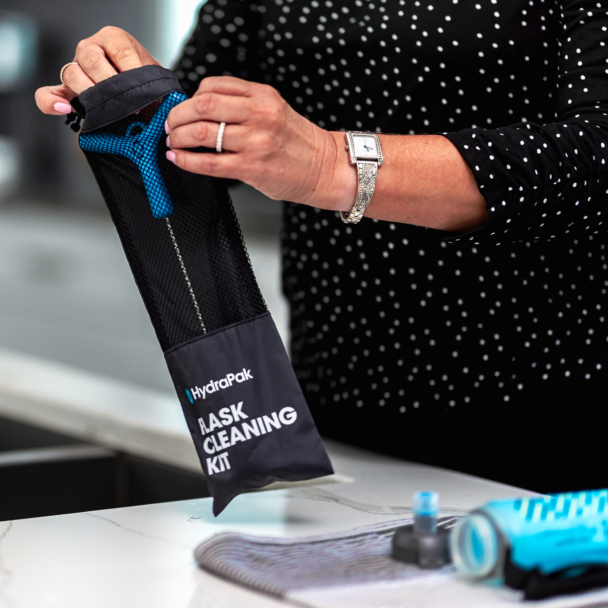 hydrapak-flask-cleaning-kit-kit-nettoyage-flasques image 4