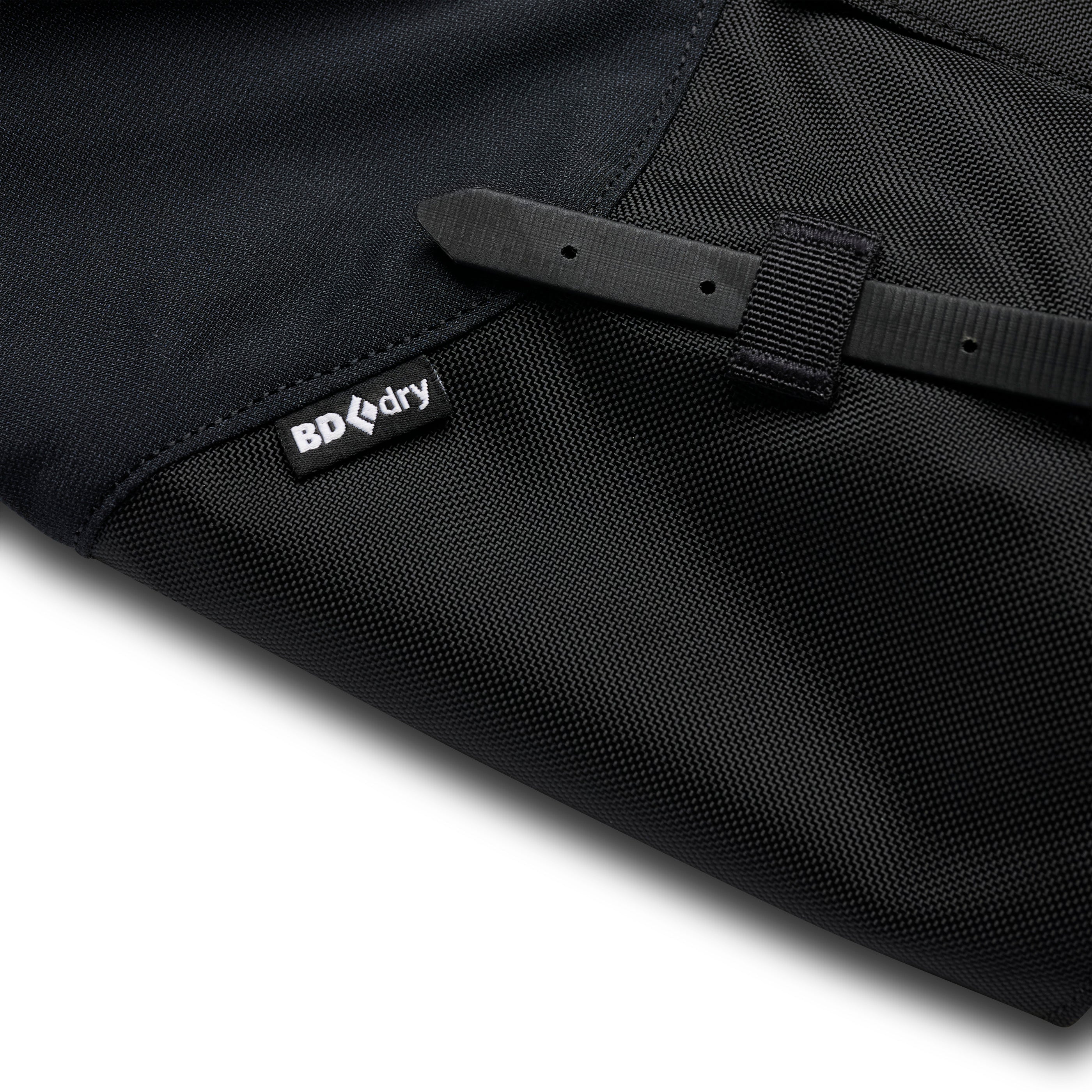 black-diamond-frontpoint-gaiters-gu-tres-alpinisme image 4